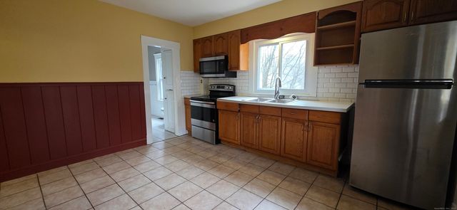 224 Pomfret Street, Putnam, CT 06260