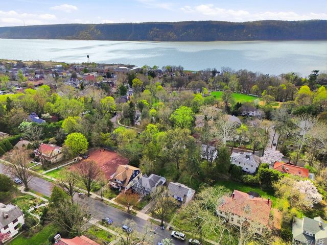 65 Euclid Avenue, Hastings-on-hudson, NY 10706
