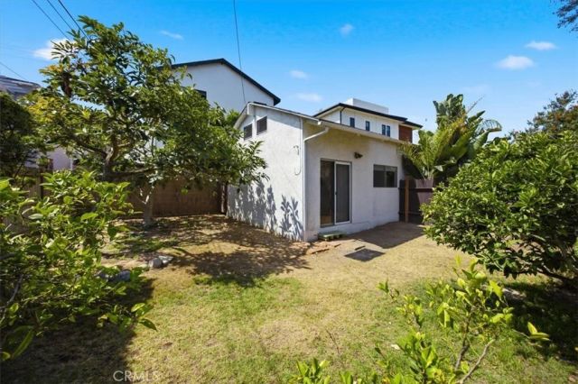422 S Juanita Avenue, Redondo Beach, CA 90277