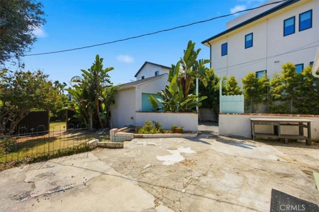 422 S Juanita Avenue, Redondo Beach, CA 90277