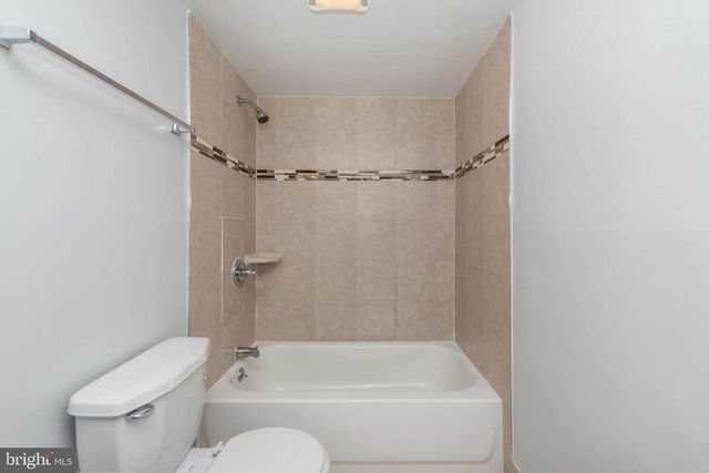 1911 W BALTIMORE ST, Baltimore, MD 21223