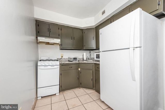 1911 W BALTIMORE ST, Baltimore, MD 21223