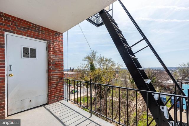 1911 W BALTIMORE ST, Baltimore, MD 21223