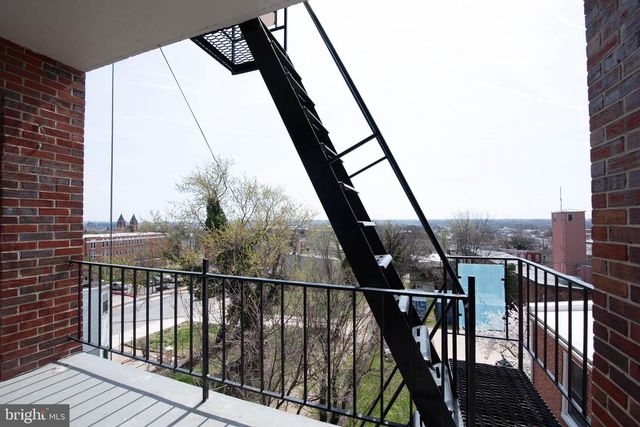 1911 W BALTIMORE ST, Baltimore, MD 21223