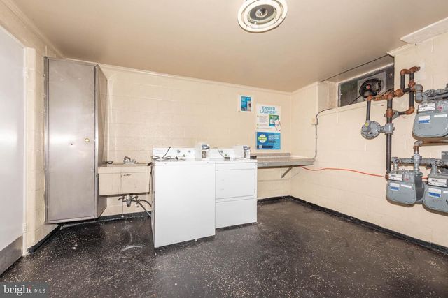 1911 W BALTIMORE ST, Baltimore, MD 21223