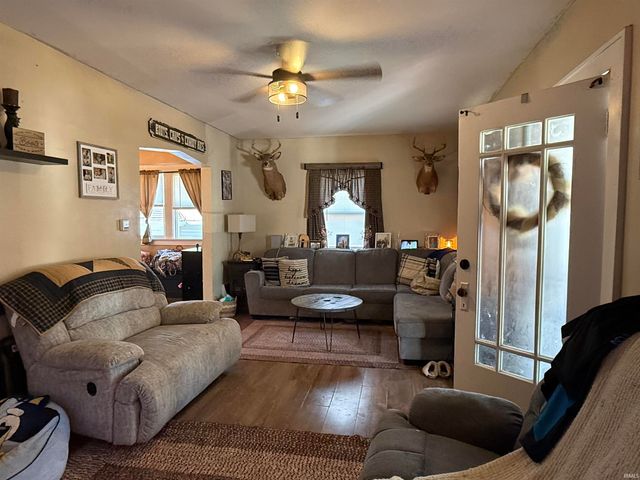 127 N 9TH Street, Decatur, IN 46733