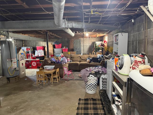 127 N 9TH Street, Decatur, IN 46733