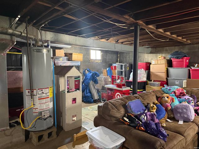 127 N 9TH Street, Decatur, IN 46733