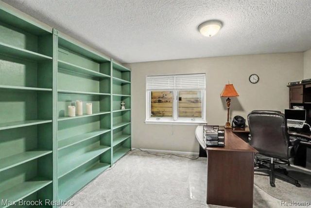 6510 Scenic Pines Court, Clarkston, MI 48346