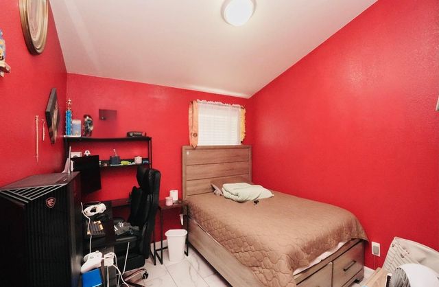 1199 W Cesar Chavez Boulevard, Fresno, CA 93706
