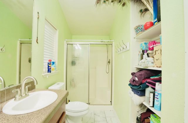 1199 W Cesar Chavez Boulevard, Fresno, CA 93706