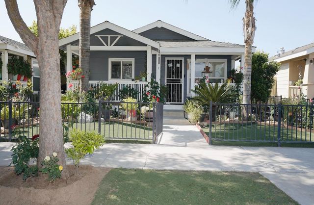 1199 W Cesar Chavez Boulevard, Fresno, CA 93706