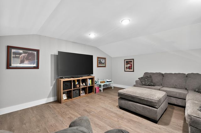 400 Stringtown Road, Corinth, KY 41010