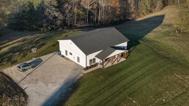 400 Stringtown Road, Corinth, KY 41010