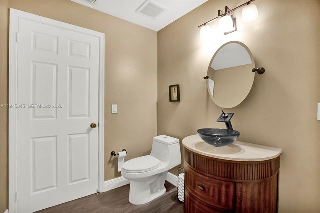 18071 Clear Brook Cir, Boca Raton, FL 33498