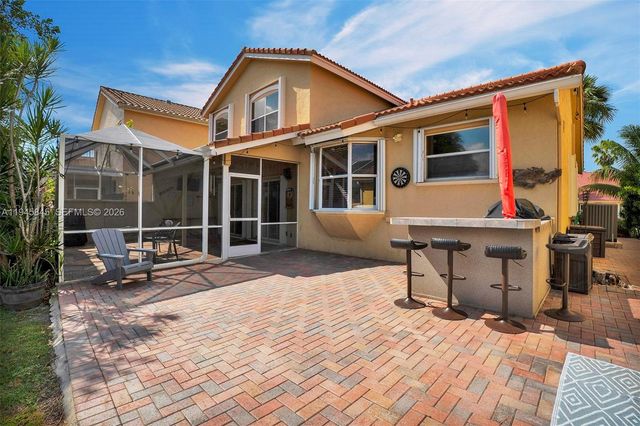 18071 Clear Brook Cir, Boca Raton, FL 33498