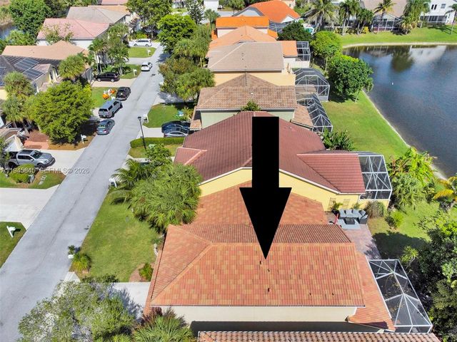 18071 Clear Brook Cir, Boca Raton, FL 33498