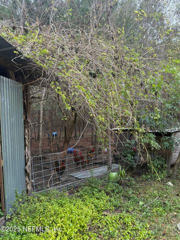 23216 NE 35TH Avenue, Melrose, FL 32666