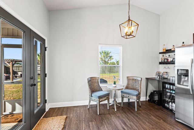 2423 Spur Lane, Gulf Breeze, FL 32563