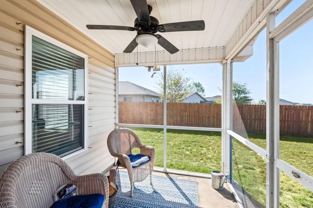 2423 Spur Lane, Gulf Breeze, FL 32563