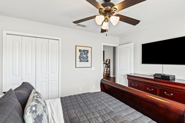2423 Spur Lane, Gulf Breeze, FL 32563