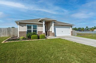 2423 Spur Lane, Gulf Breeze, FL 32563