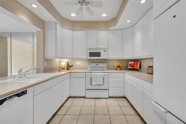 300 CAROLINA AVENUE 402C, Winter Park, FL 32789