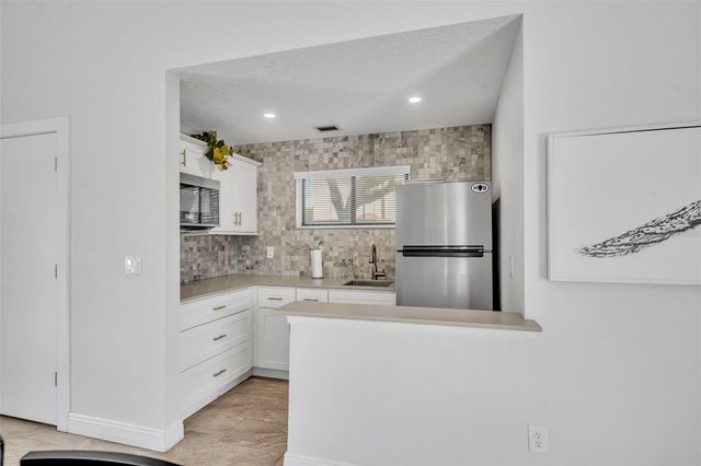 300 CAROLINA AVENUE 402C, Winter Park, FL 32789