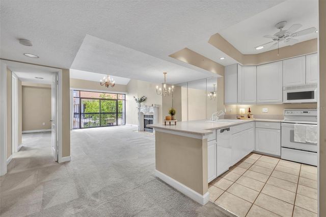 300 CAROLINA AVENUE 402C, Winter Park, FL 32789