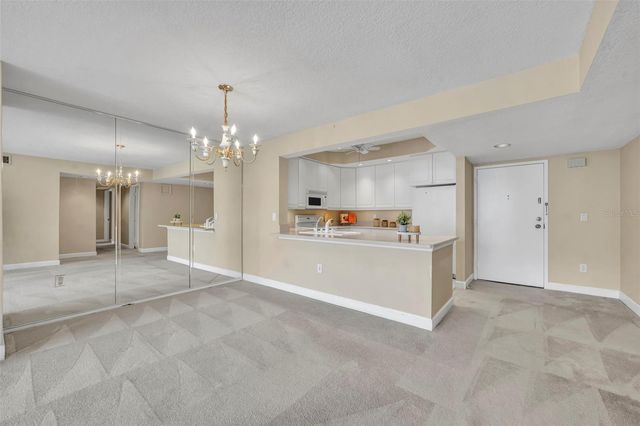 300 CAROLINA AVENUE 402C, Winter Park, FL 32789
