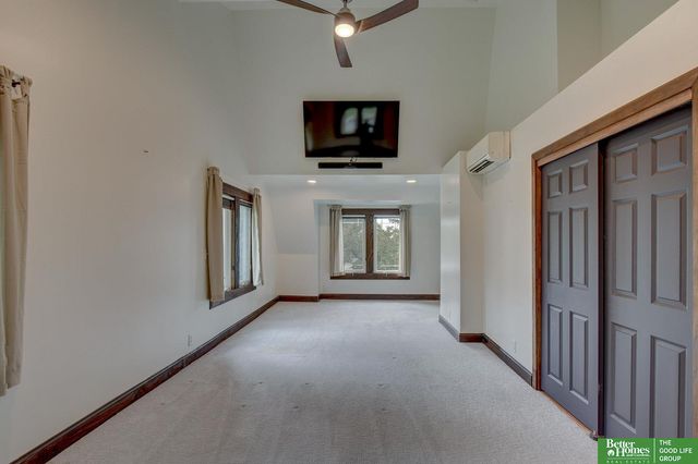 7826 Military Avenue, Omaha, NE 68134
