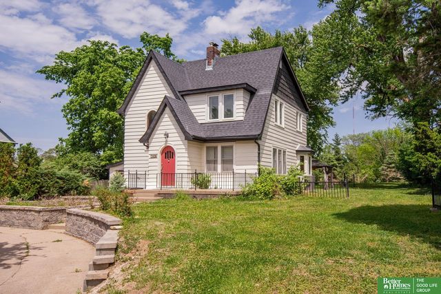 7826 Military Avenue, Omaha, NE 68134