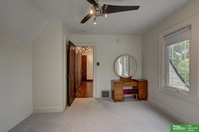 7826 Military Avenue, Omaha, NE 68134