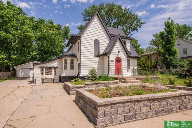 7826 Military Avenue, Omaha, NE 68134