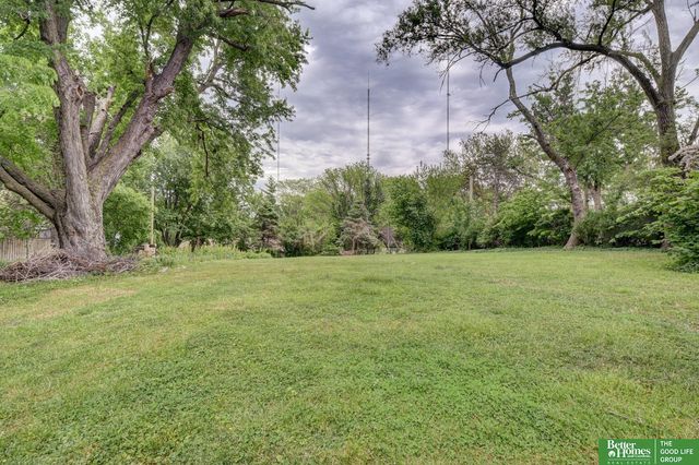 7826 Military Avenue, Omaha, NE 68134