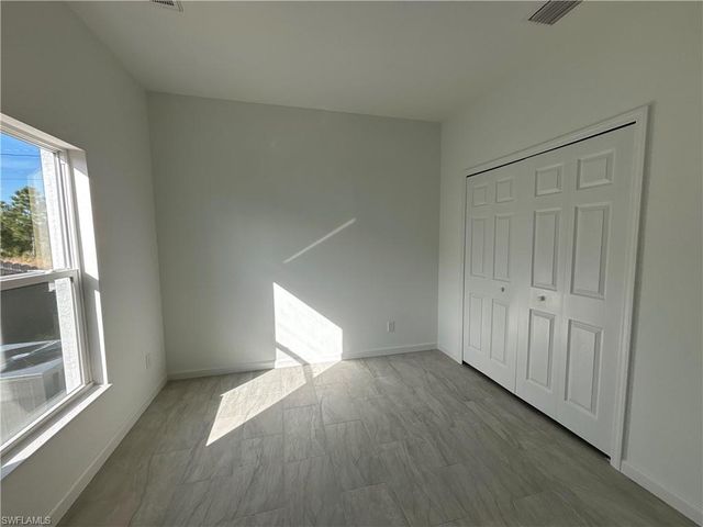 3005 31st ST W, Lehigh Acres, FL 33971