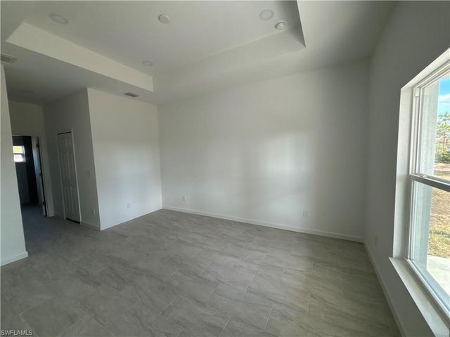 3005 31st ST W, Lehigh Acres, FL 33971