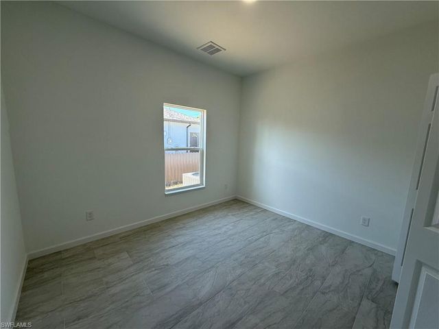 3005 31st ST W, Lehigh Acres, FL 33971