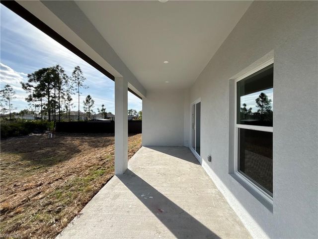 3005 31st ST W, Lehigh Acres, FL 33971