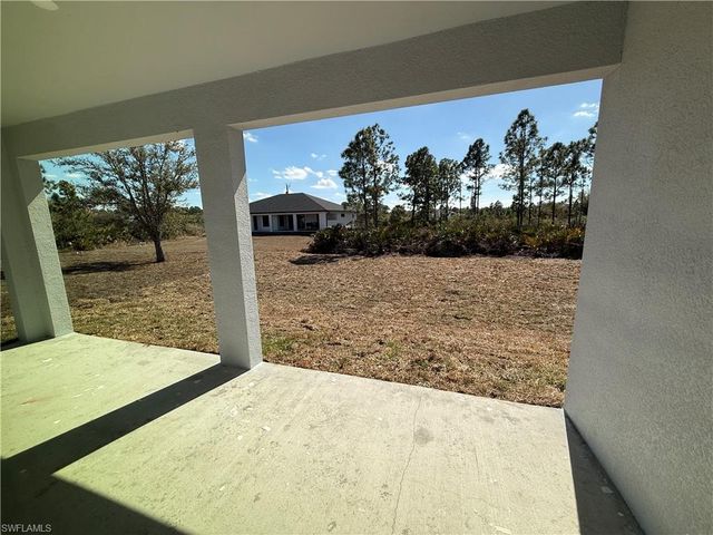 3005 31st ST W, Lehigh Acres, FL 33971