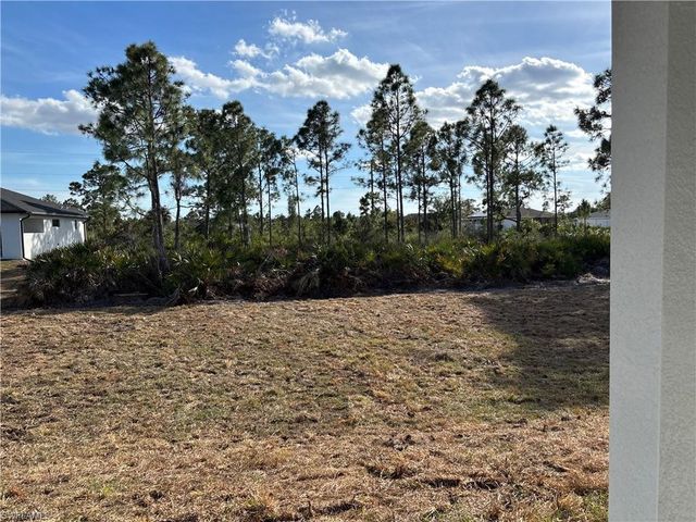 3005 31st ST W, Lehigh Acres, FL 33971