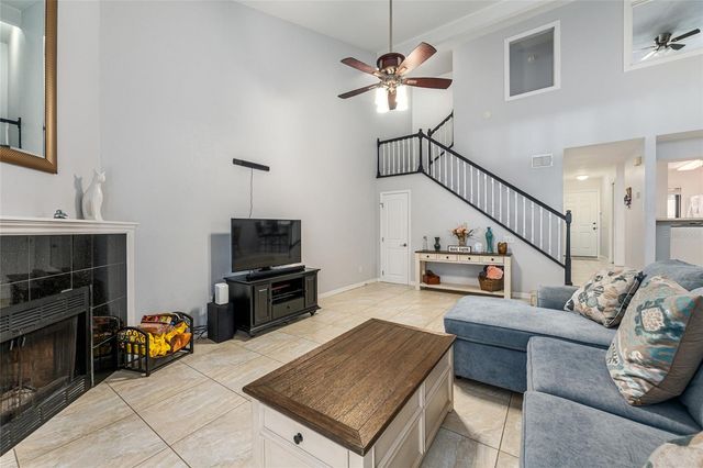 2740 NW 39TH DRIVE, Gainesville, FL 32606