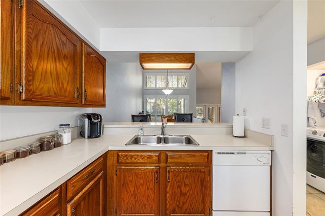 2740 NW 39TH DRIVE, Gainesville, FL 32606