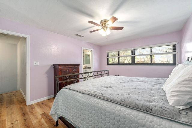 2740 NW 39TH DRIVE, Gainesville, FL 32606