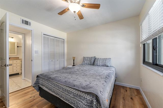 2740 NW 39TH DRIVE, Gainesville, FL 32606