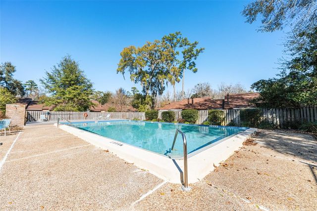 2740 NW 39TH DRIVE, Gainesville, FL 32606