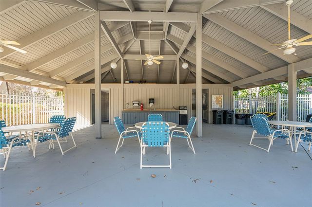 2740 NW 39TH DRIVE, Gainesville, FL 32606