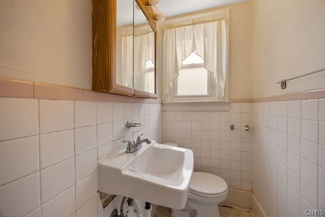 319 Allen Street, Syracuse, NY 13210