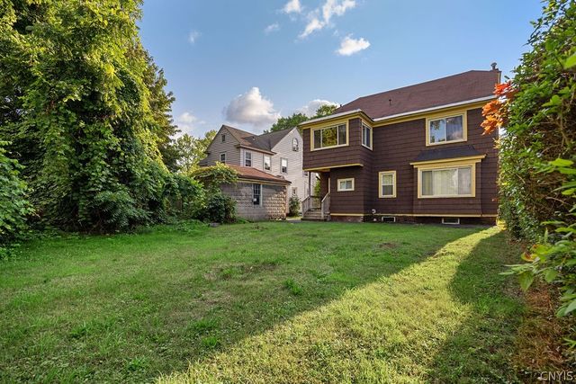 319 Allen Street, Syracuse, NY 13210