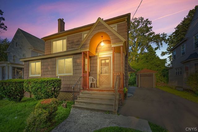 319 Allen Street, Syracuse, NY 13210